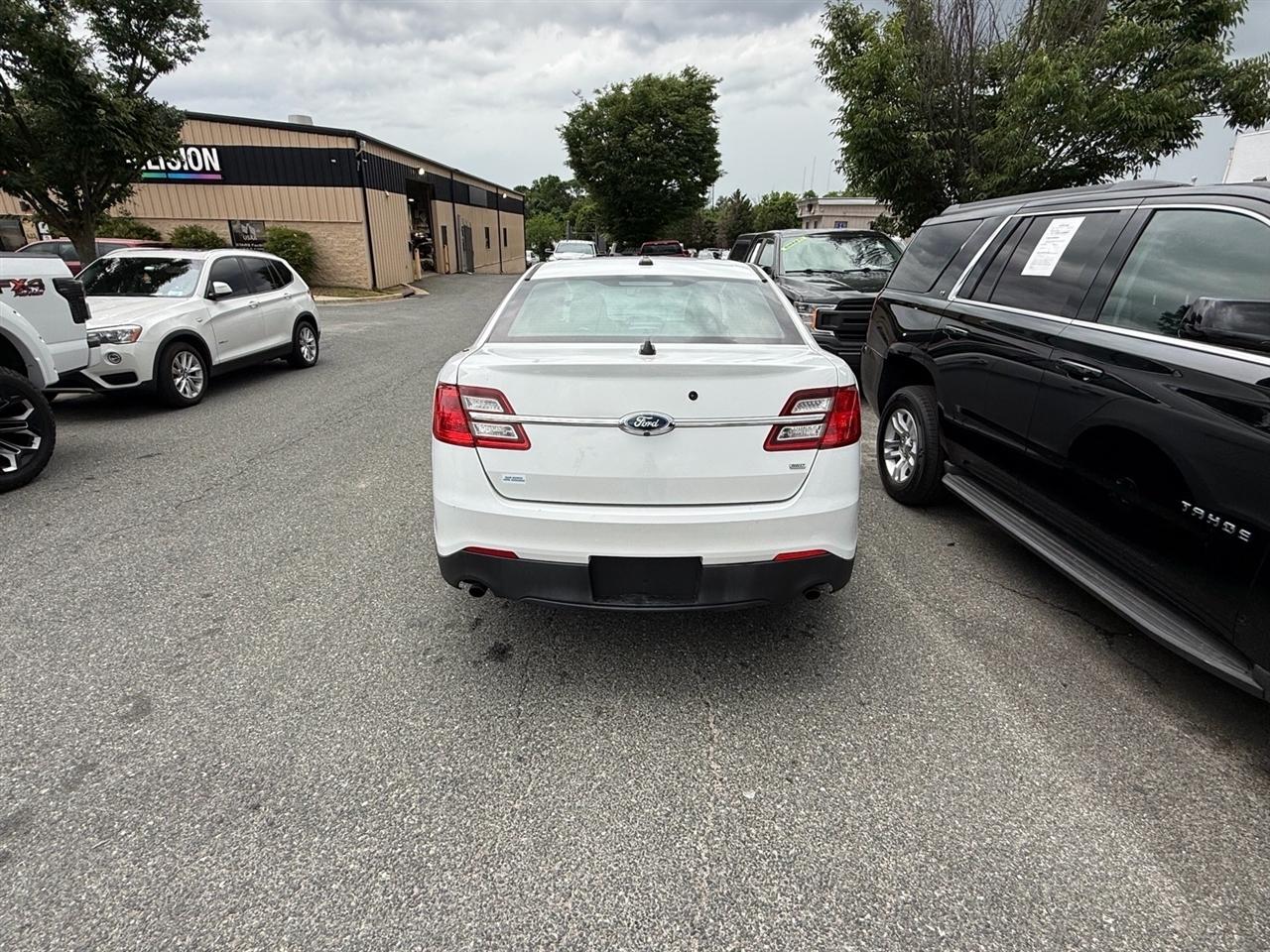 Ford Sedan Police Interceptor 4dr Sdn AWD 2015