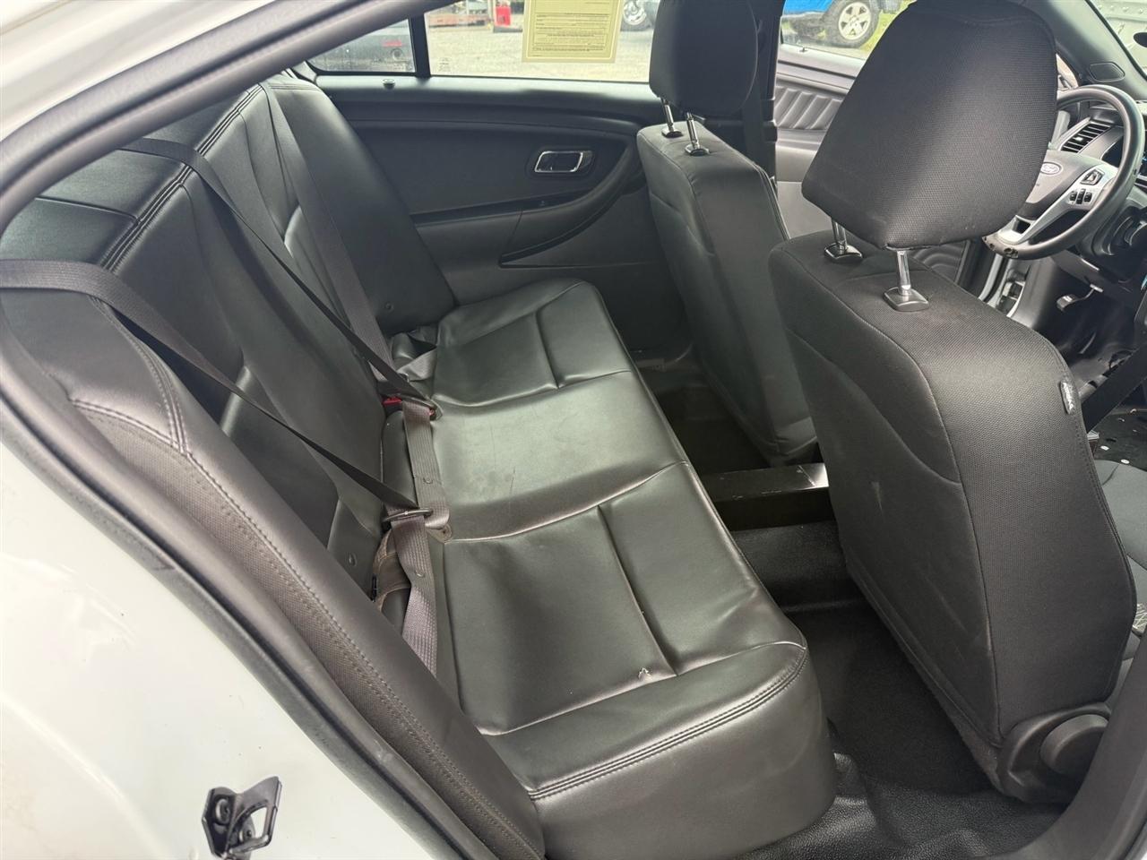 Ford Sedan Police Interceptor 4dr Sdn AWD 2015