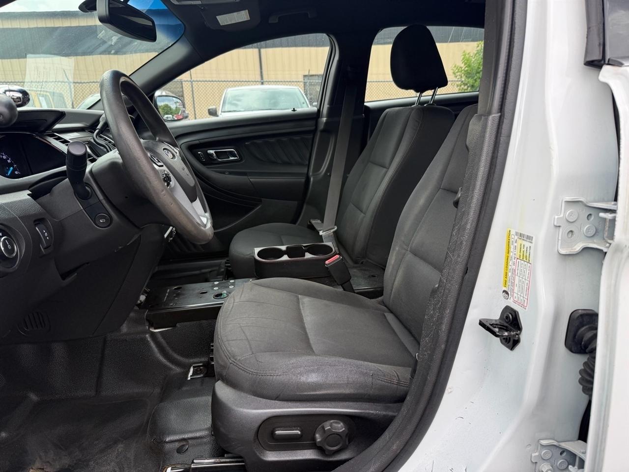 Ford Sedan Police Interceptor 4dr Sdn AWD 2015