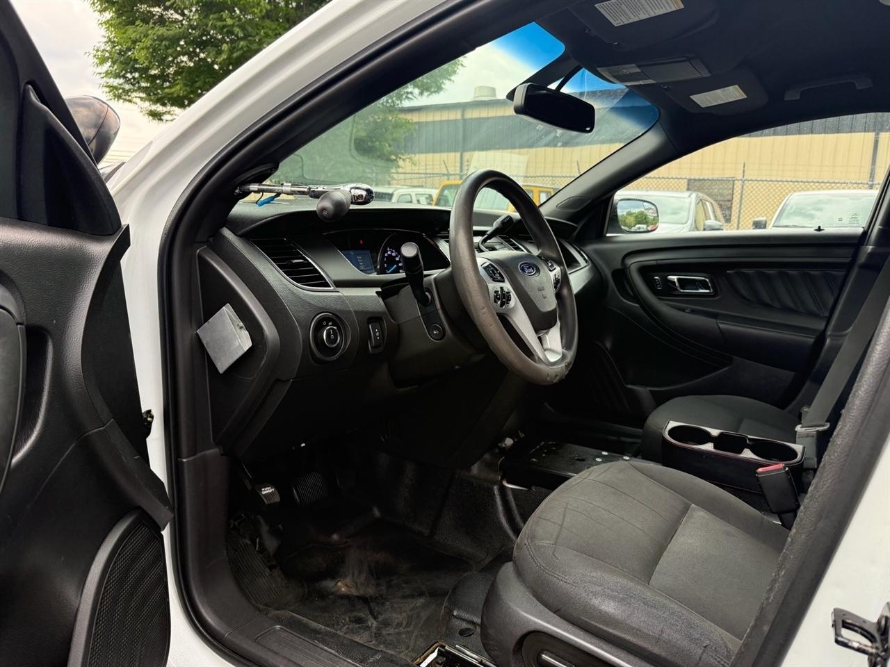 Ford Sedan Police Interceptor 4dr Sdn AWD 2015