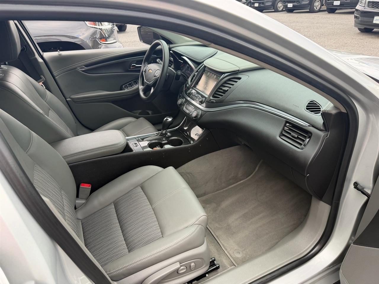 Chevrolet Impala 4dr Sdn LS w/1FL 2019