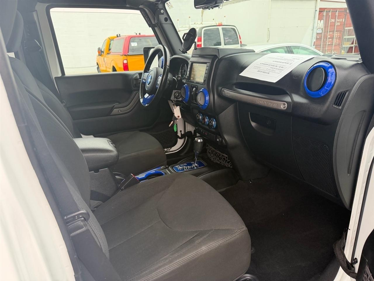 Jeep Wrangler Unlimited 4WD 4dr Sport 2016