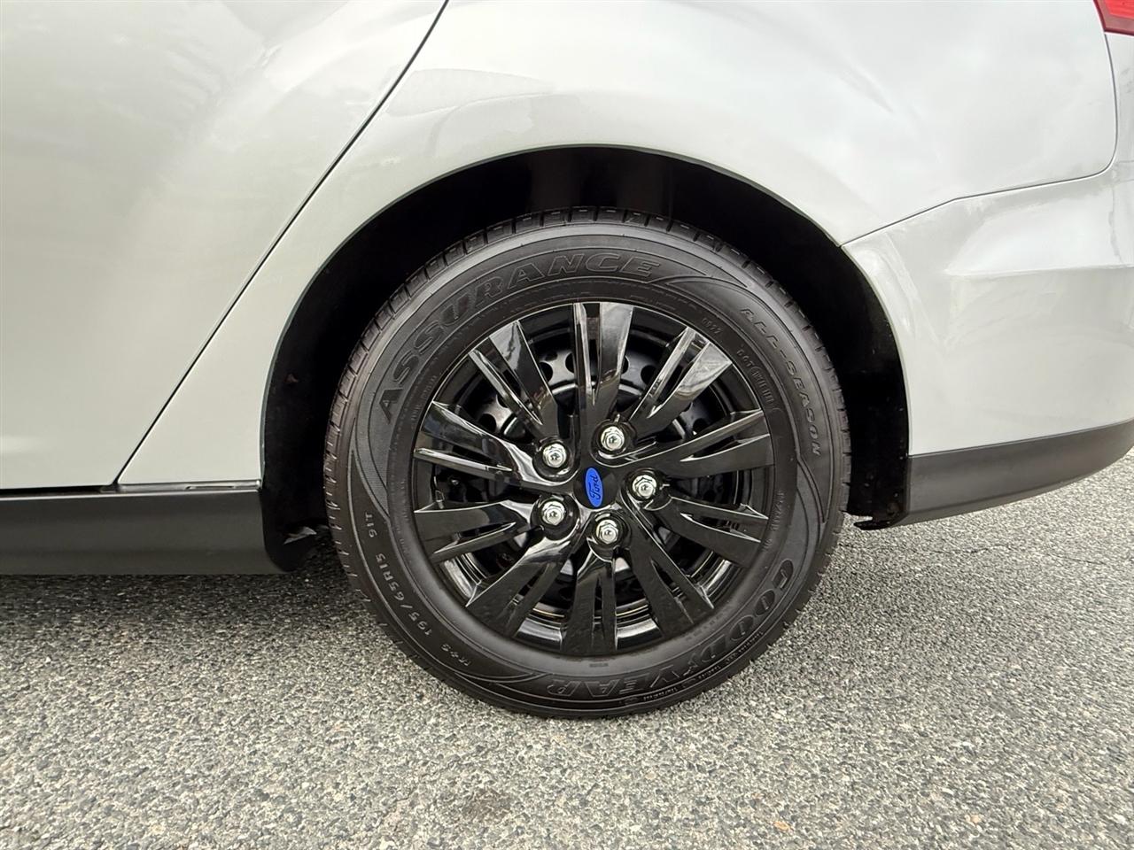 Ford Focus 4dr Sdn S 2016