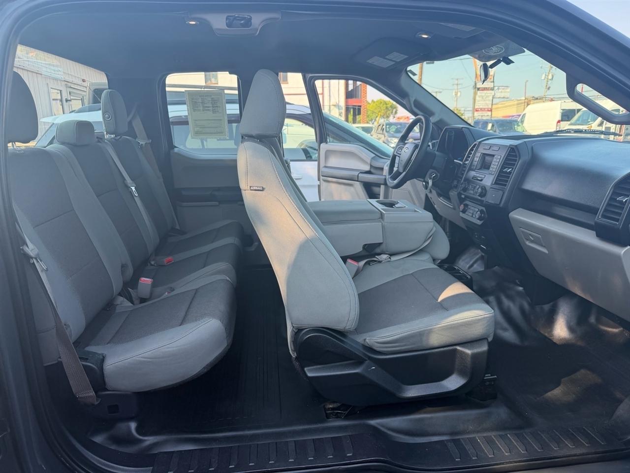 Ford F-150 4WD SuperCab 145" XLT 2016