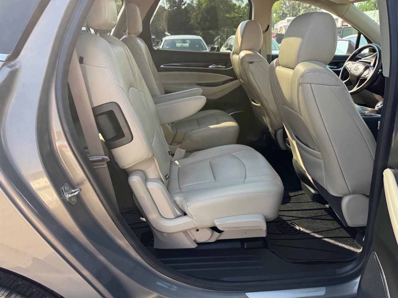 Buick Enclave FWD 4dr Premium 2018