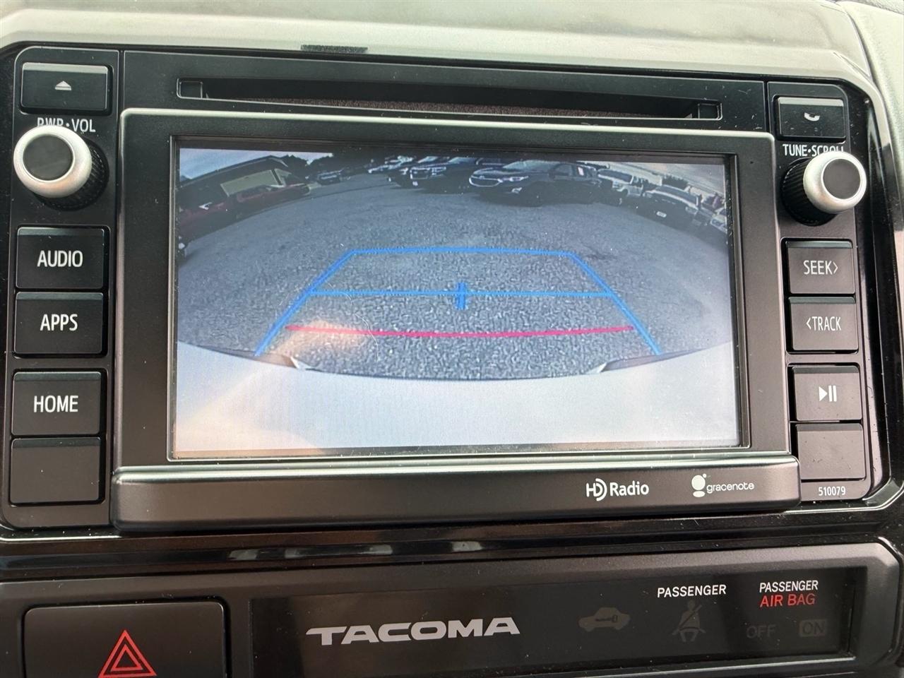 Toyota Tacoma 4WD Double Cab V6 AT (Natl) 2015