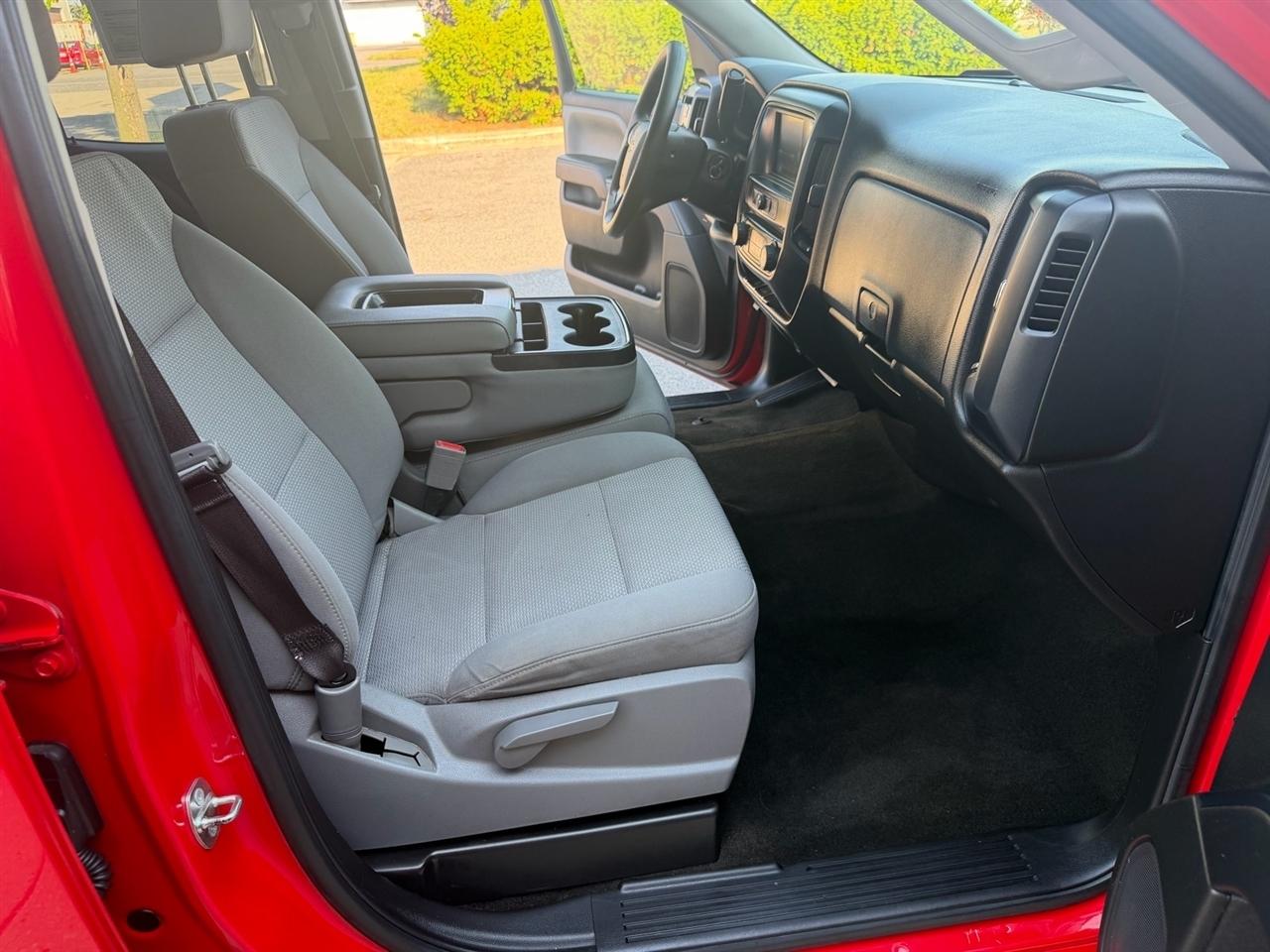 Chevrolet Silverado 1500 4WD Double Cab 143.5" Custom 2017