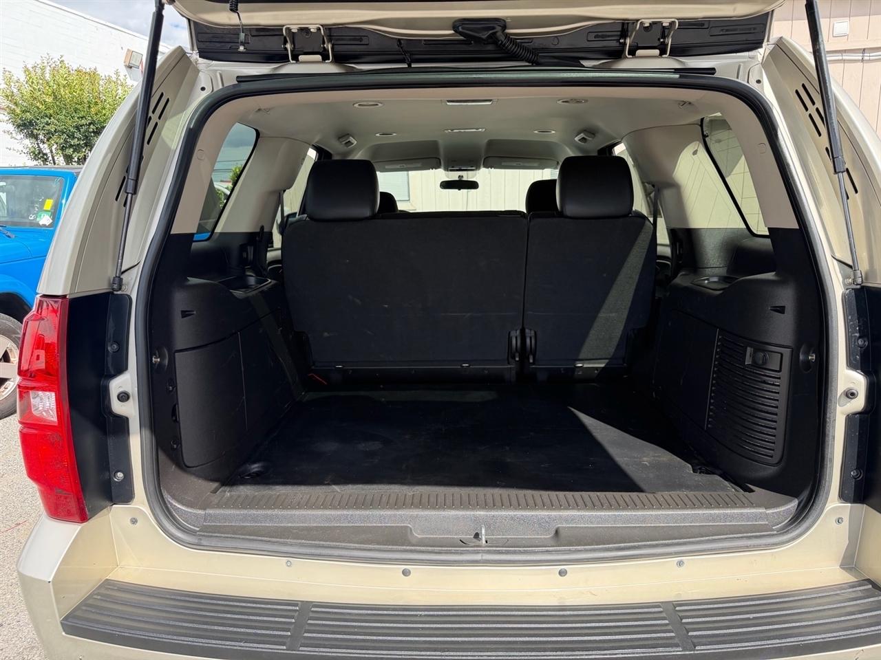 Chevrolet Tahoe 4WD 4dr 1500 Commercial 2013