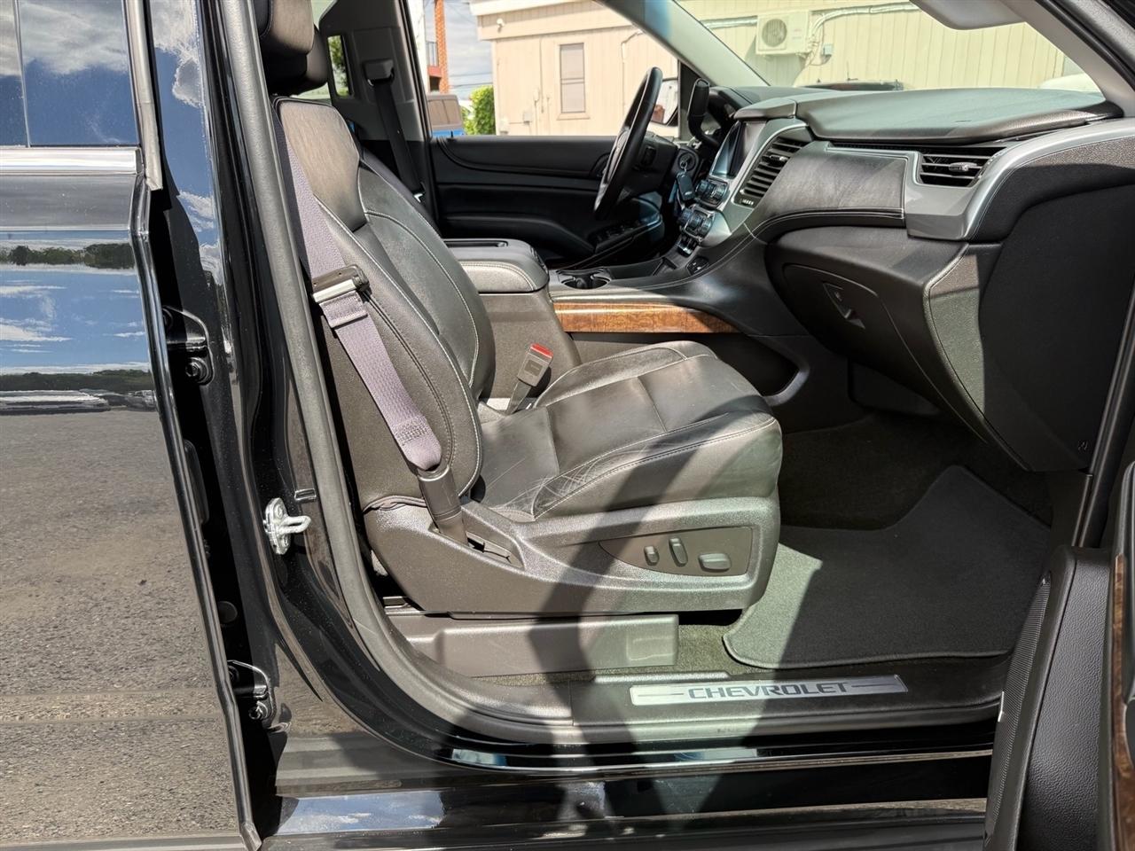 Chevrolet Tahoe 4WD 4dr LT 2017