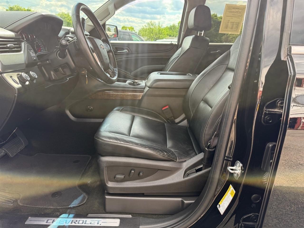 Chevrolet Tahoe 4WD 4dr LT 2017