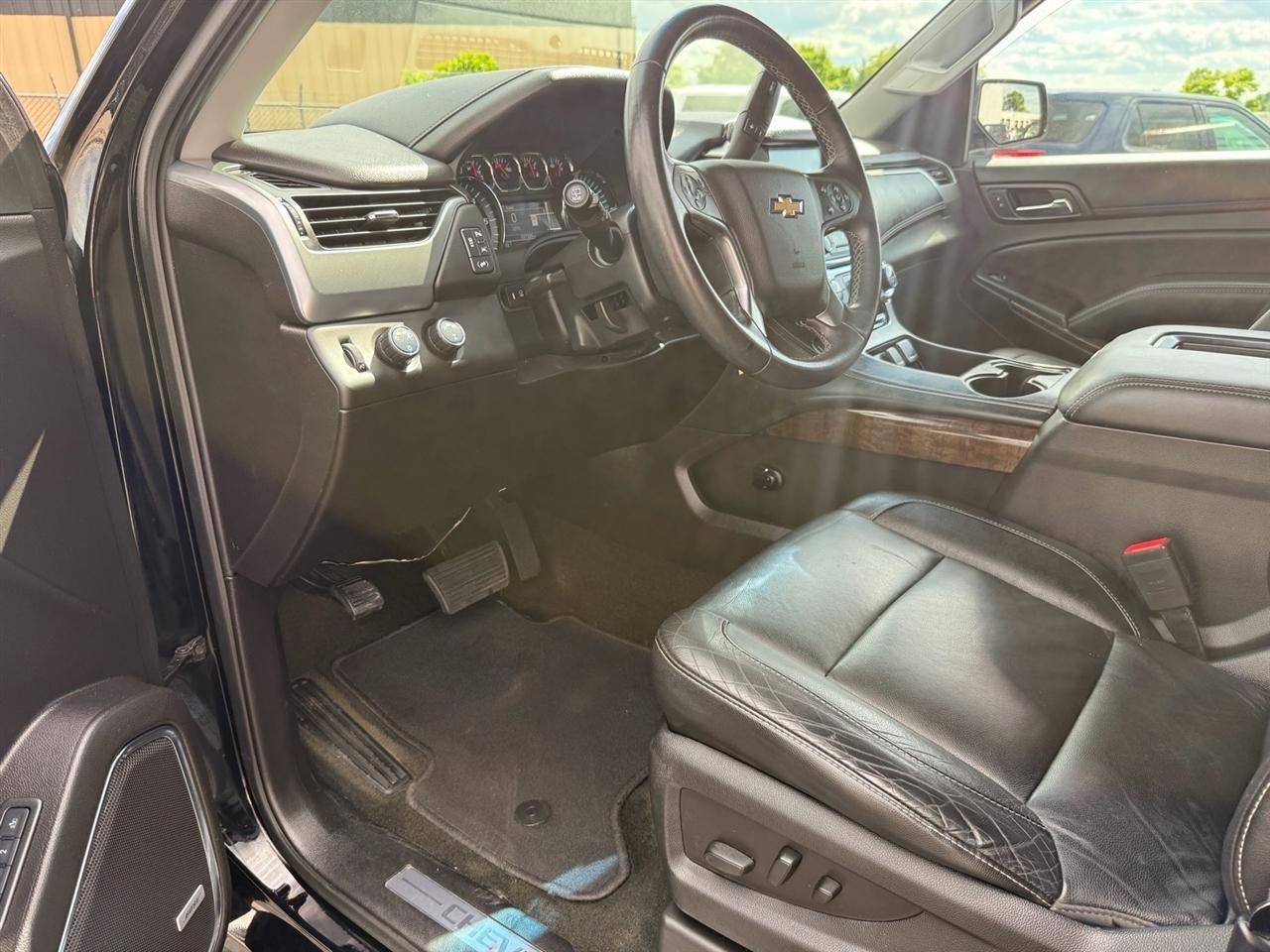 Chevrolet Tahoe 4WD 4dr LT 2017