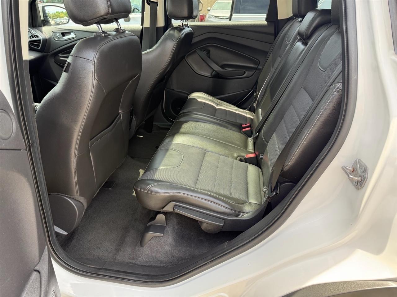 Ford Escape 4WD 4dr Titanium 2013