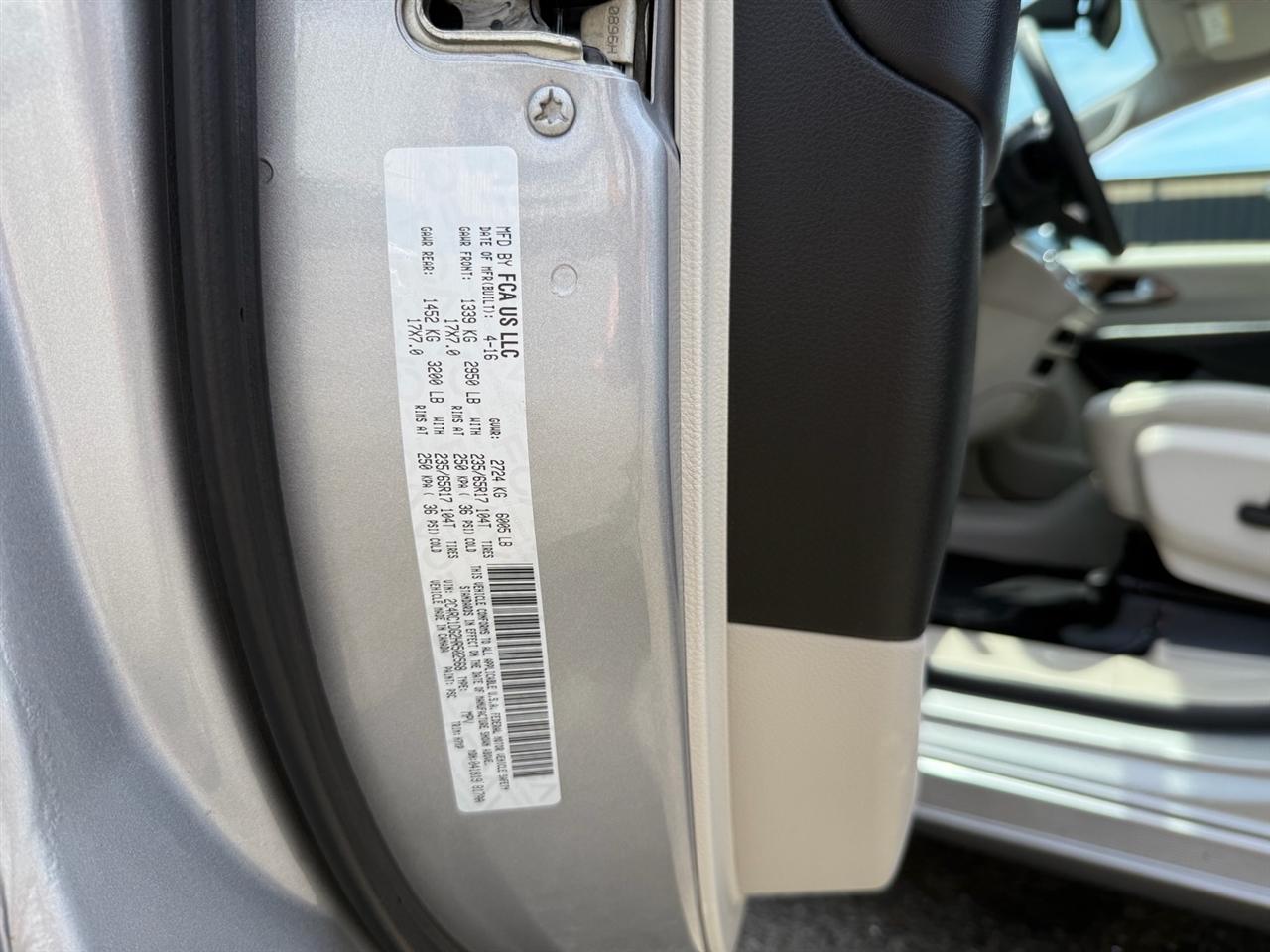 Chrysler Pacifica Touring FWD 2017