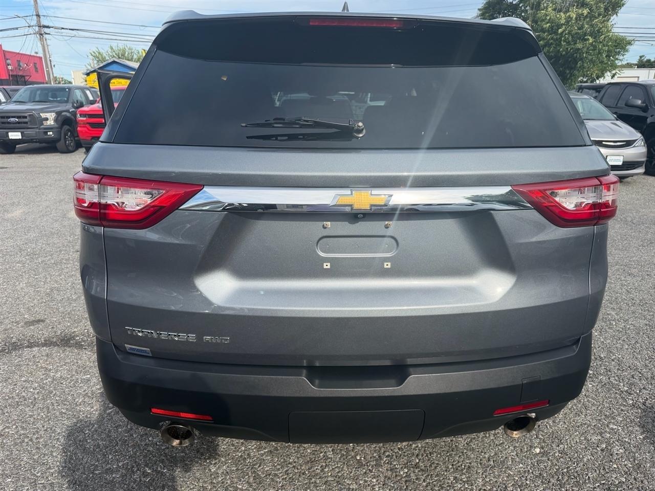 Chevrolet Traverse AWD 4dr LS w/1LS 2021