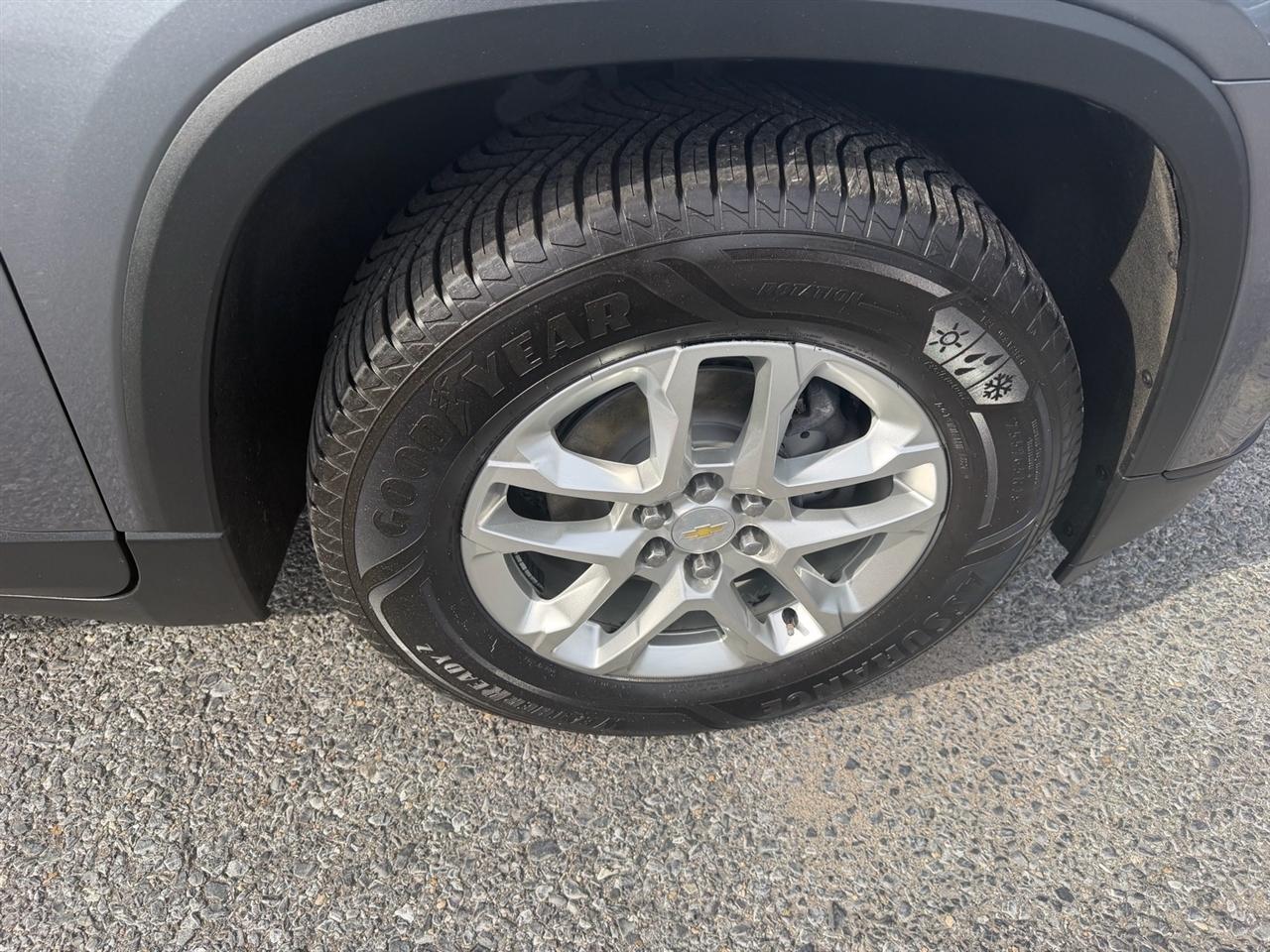 Chevrolet Traverse AWD 4dr LS w/1LS 2021