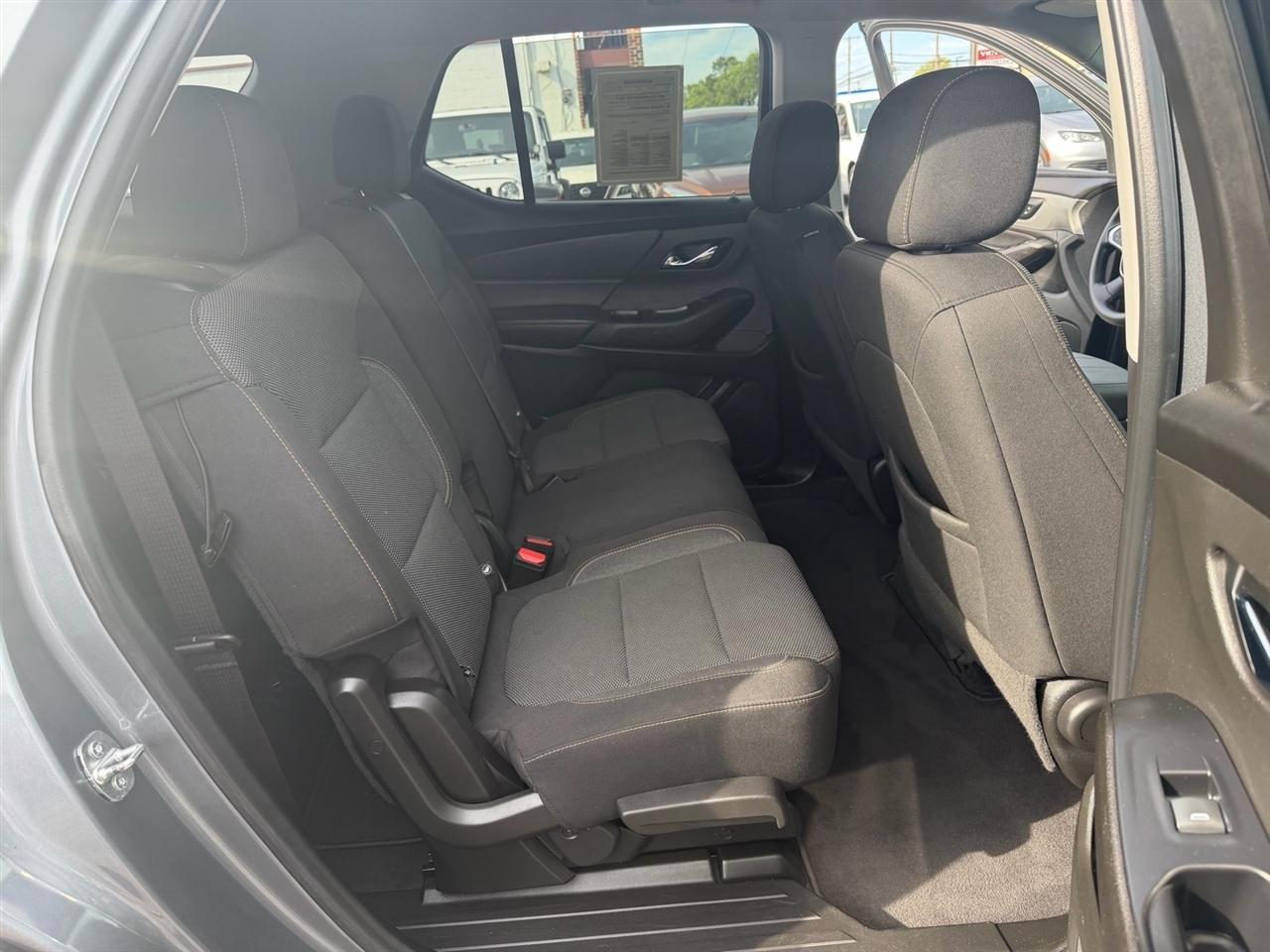 Chevrolet Traverse AWD 4dr LS w/1LS 2021