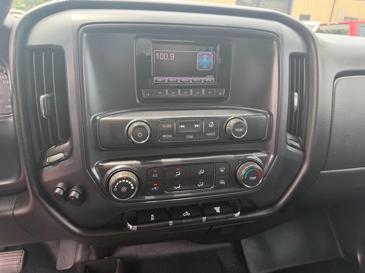 Chevrolet Silverado 3500HD Built After Aug 14 4WD Double Cab 158.1" Work Truck 2015