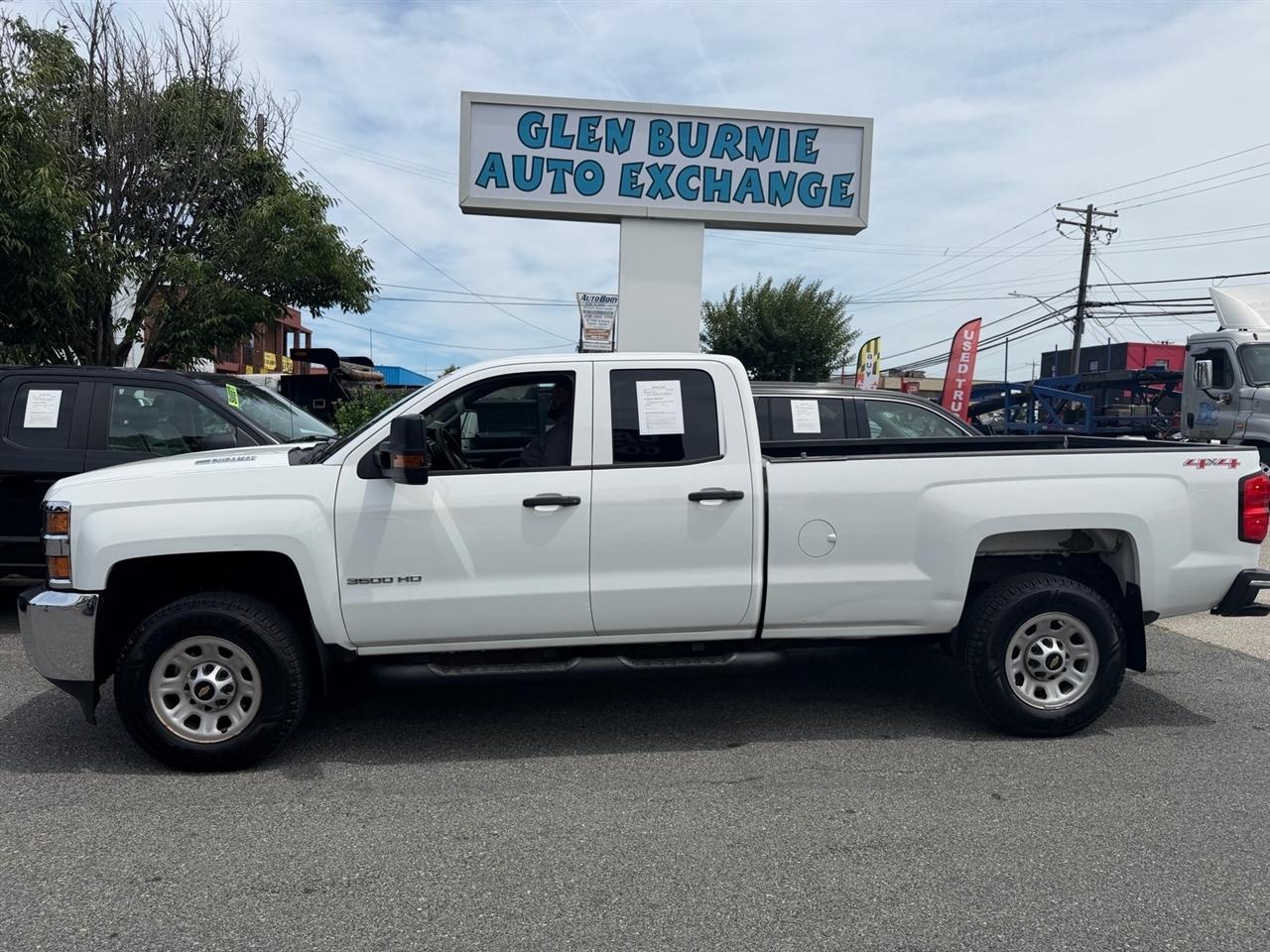 2015 Chevrolet Silverado 3500HD Built After Aug 14 4WD Double Cab 158.1" Work Truck
