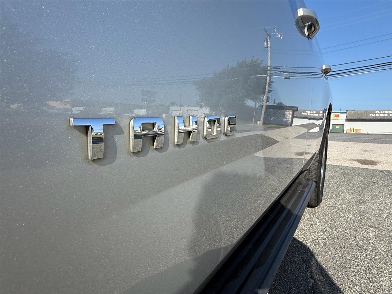 Chevrolet Tahoe 4WD 4dr LT 2020