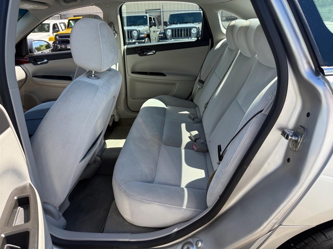 Chevrolet Impala 4dr Sdn LS 2006