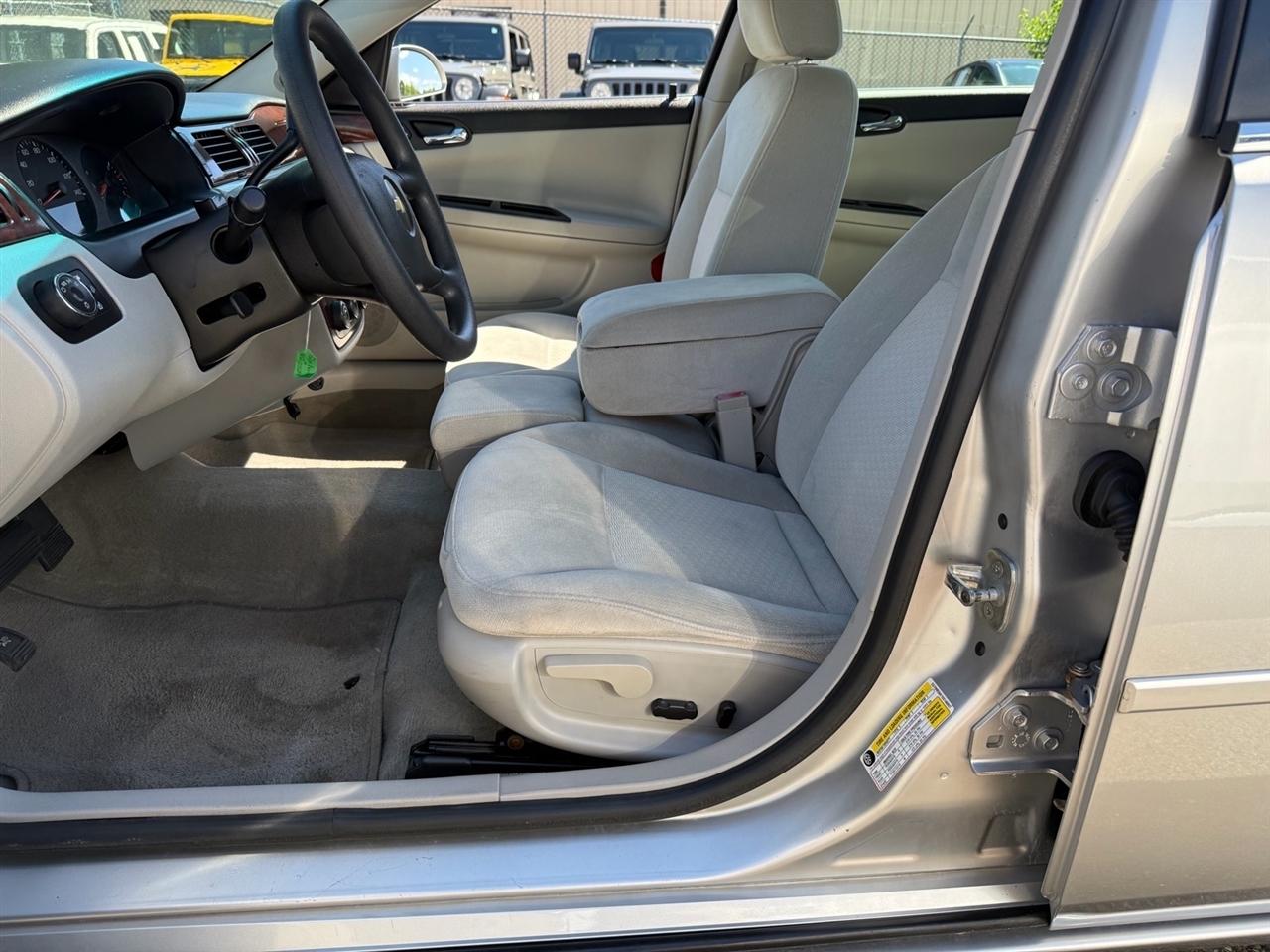 Chevrolet Impala 4dr Sdn LS 2006