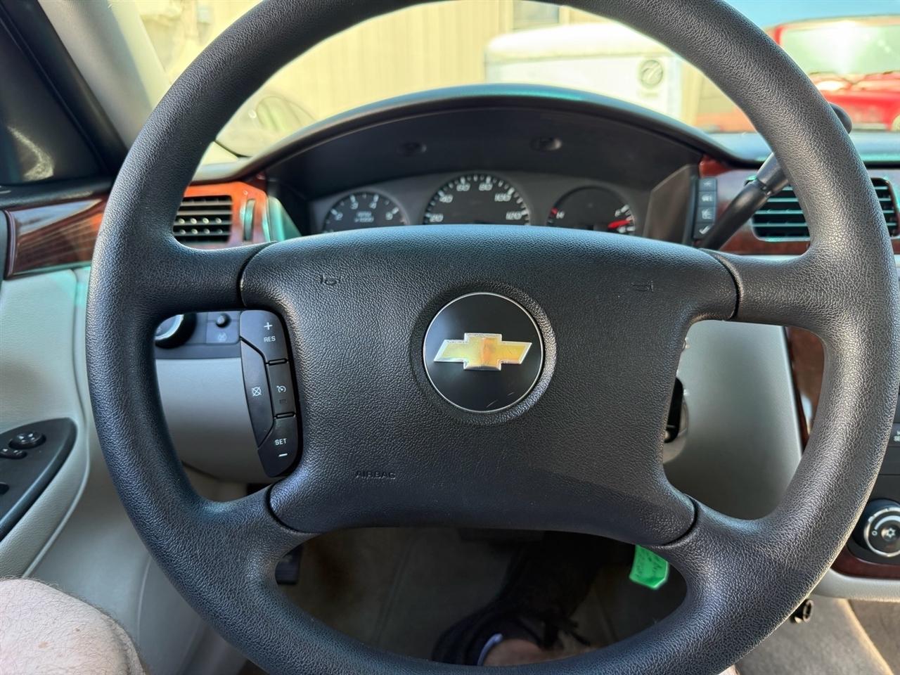 Chevrolet Impala 4dr Sdn LS 2006