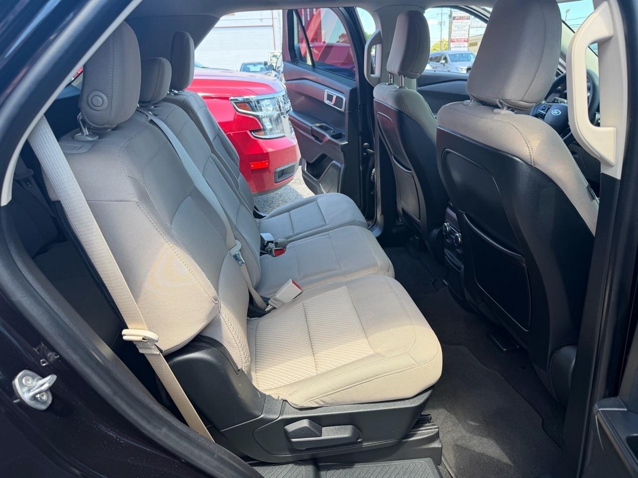 Ford Explorer Base 4WD 2020