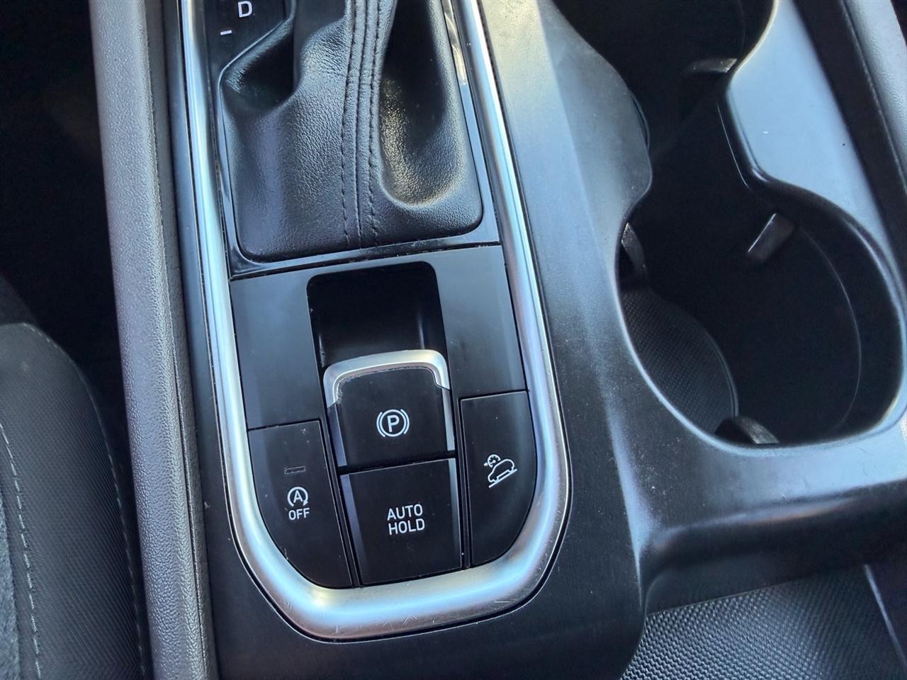 Hyundai Santa Fe SE 2.4L Auto AWD 2019