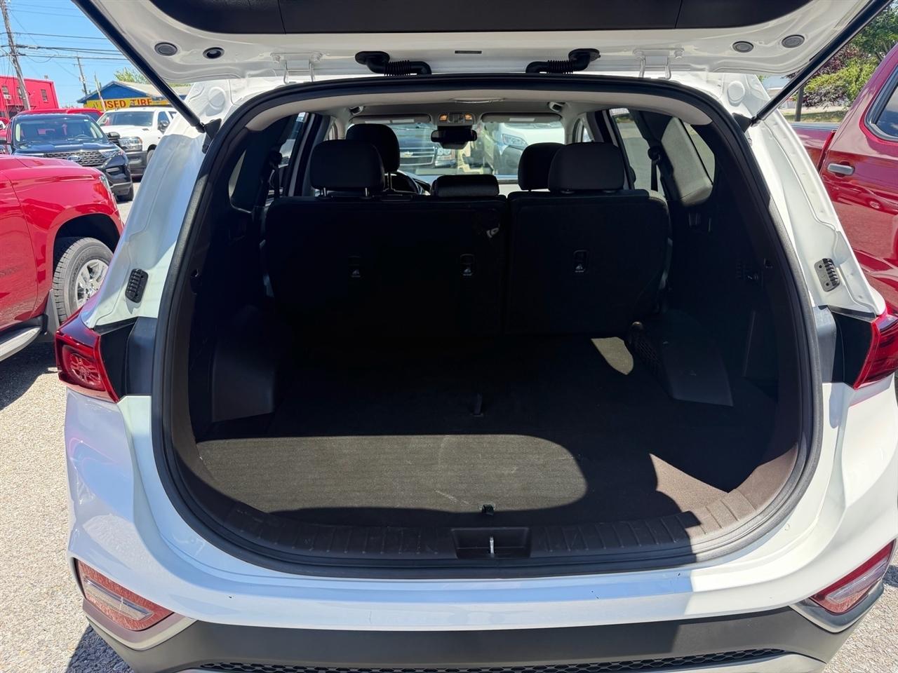 Hyundai Santa Fe SE 2.4L Auto AWD 2019