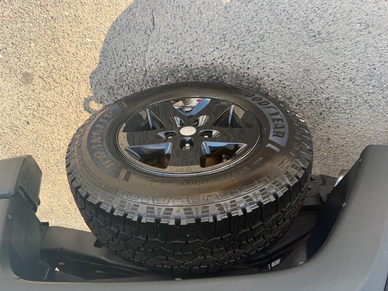 Jeep Wrangler Unlimited 4WD 4dr Sport 2015