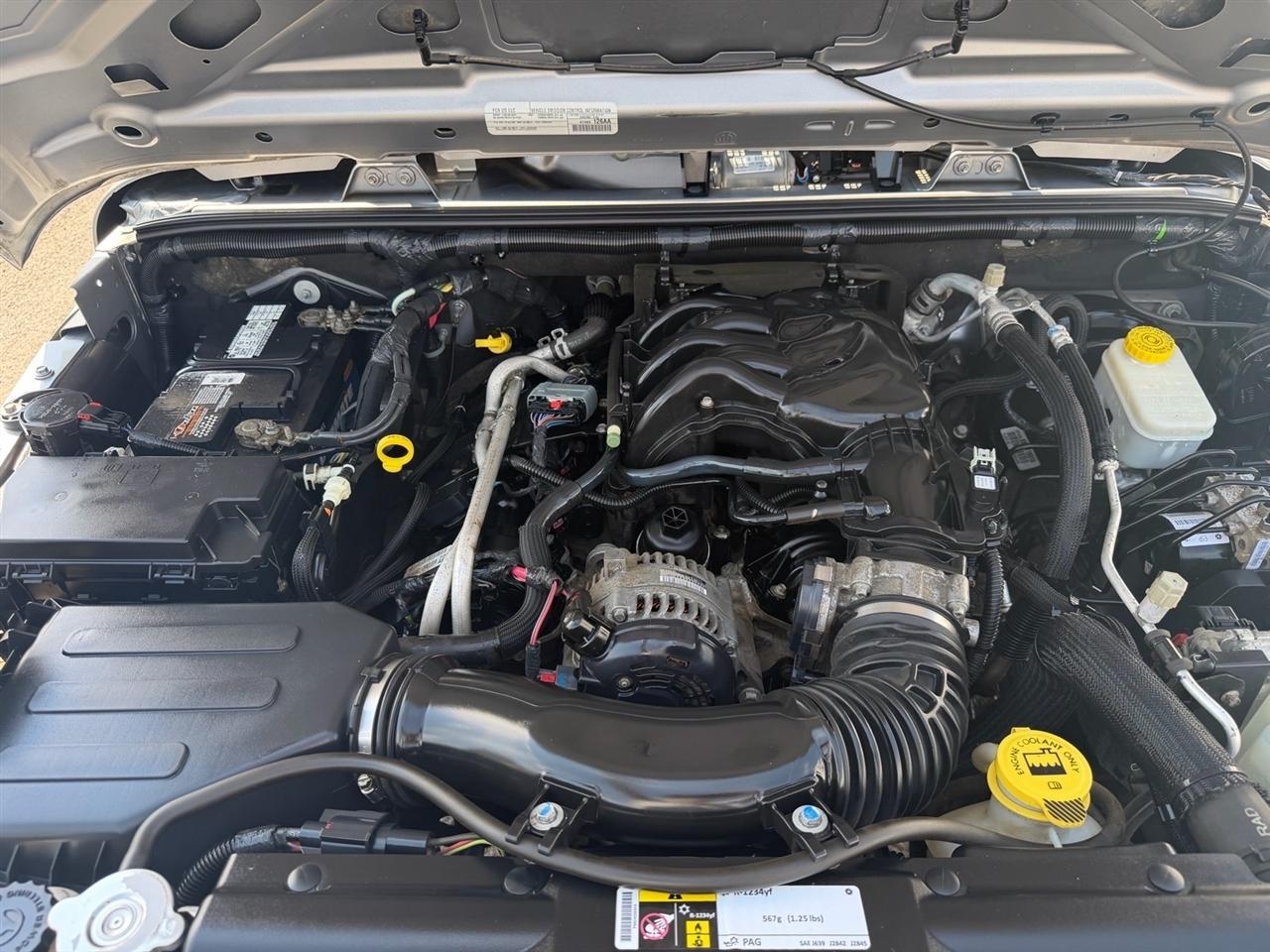Jeep Wrangler Unlimited 4WD 4dr Sport 2015