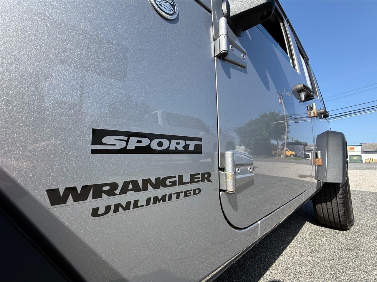 Jeep Wrangler Unlimited 4WD 4dr Sport 2015