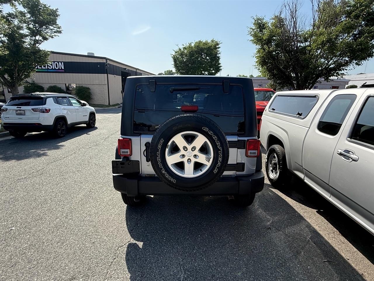Jeep Wrangler Unlimited 4WD 4dr Sport 2015