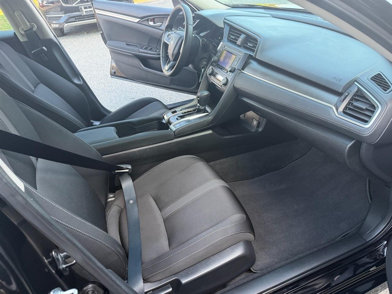 Honda Civic Sedan LX CVT 2021