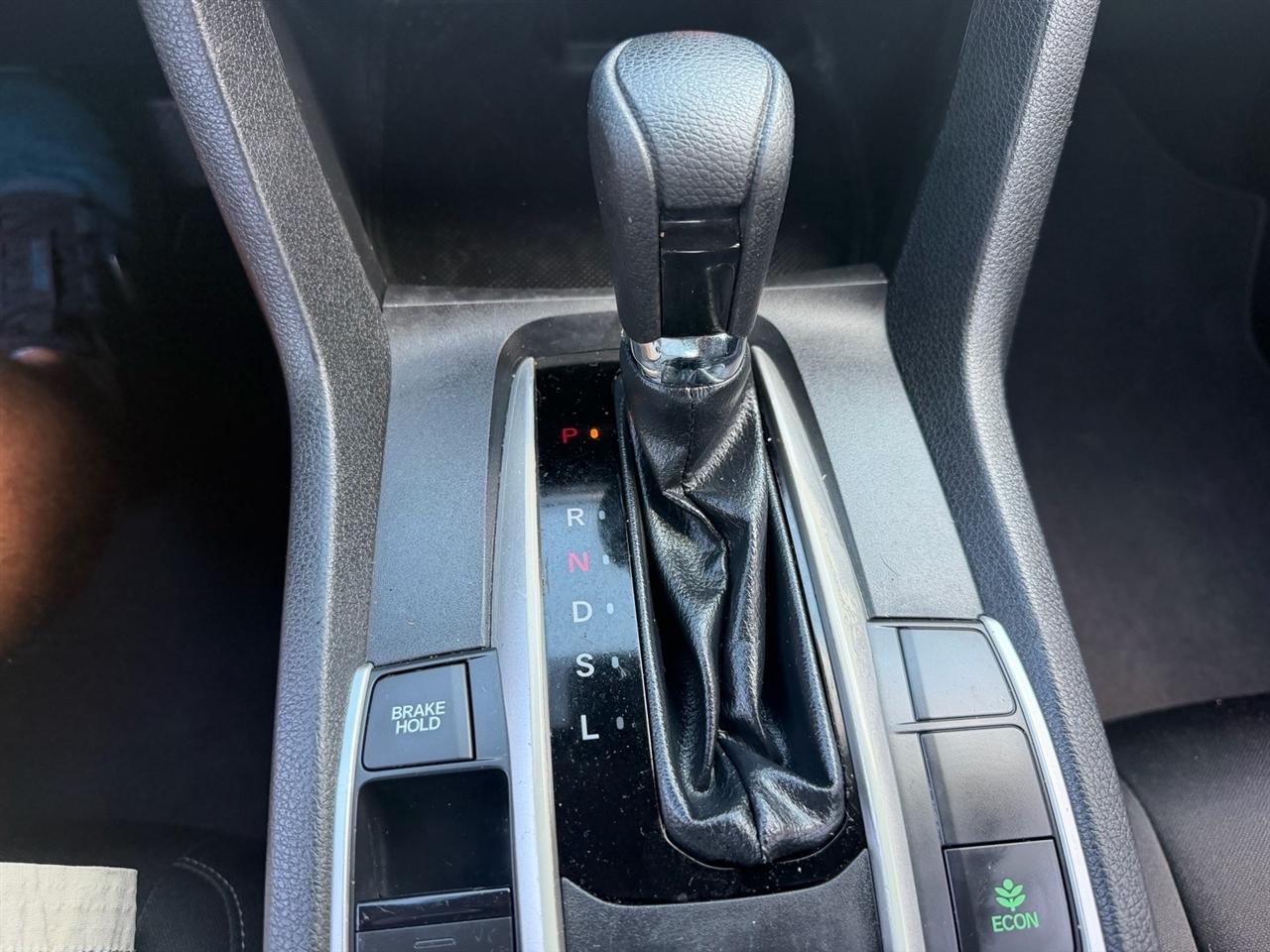 Honda Civic Sedan LX CVT 2021
