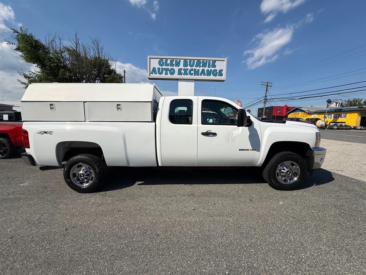Chevrolet Silverado 2500HD 4WD Ext Cab 158.2" Work Truck 2011