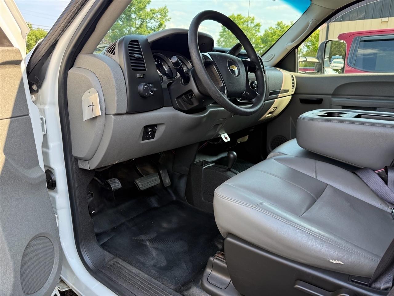 Chevrolet Silverado 2500HD 4WD Ext Cab 158.2" Work Truck 2011