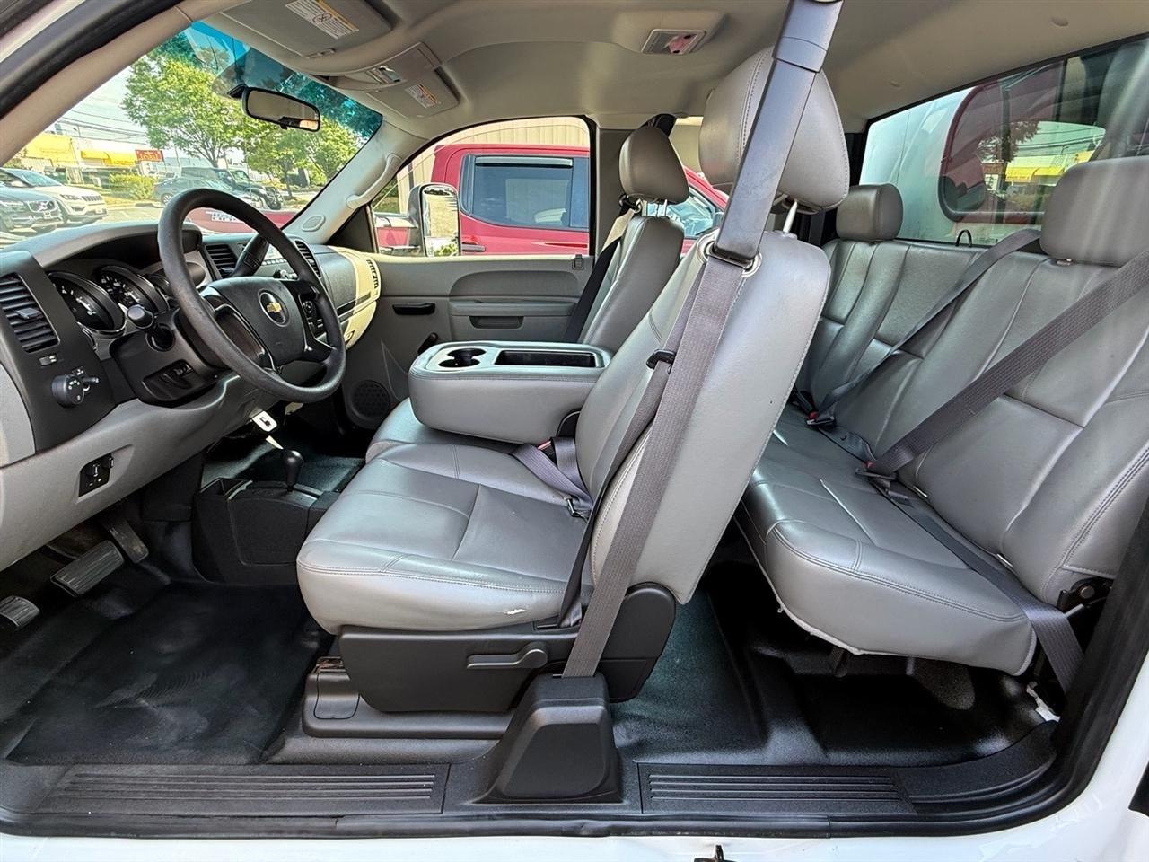 Chevrolet Silverado 2500HD 4WD Ext Cab 158.2" Work Truck 2011