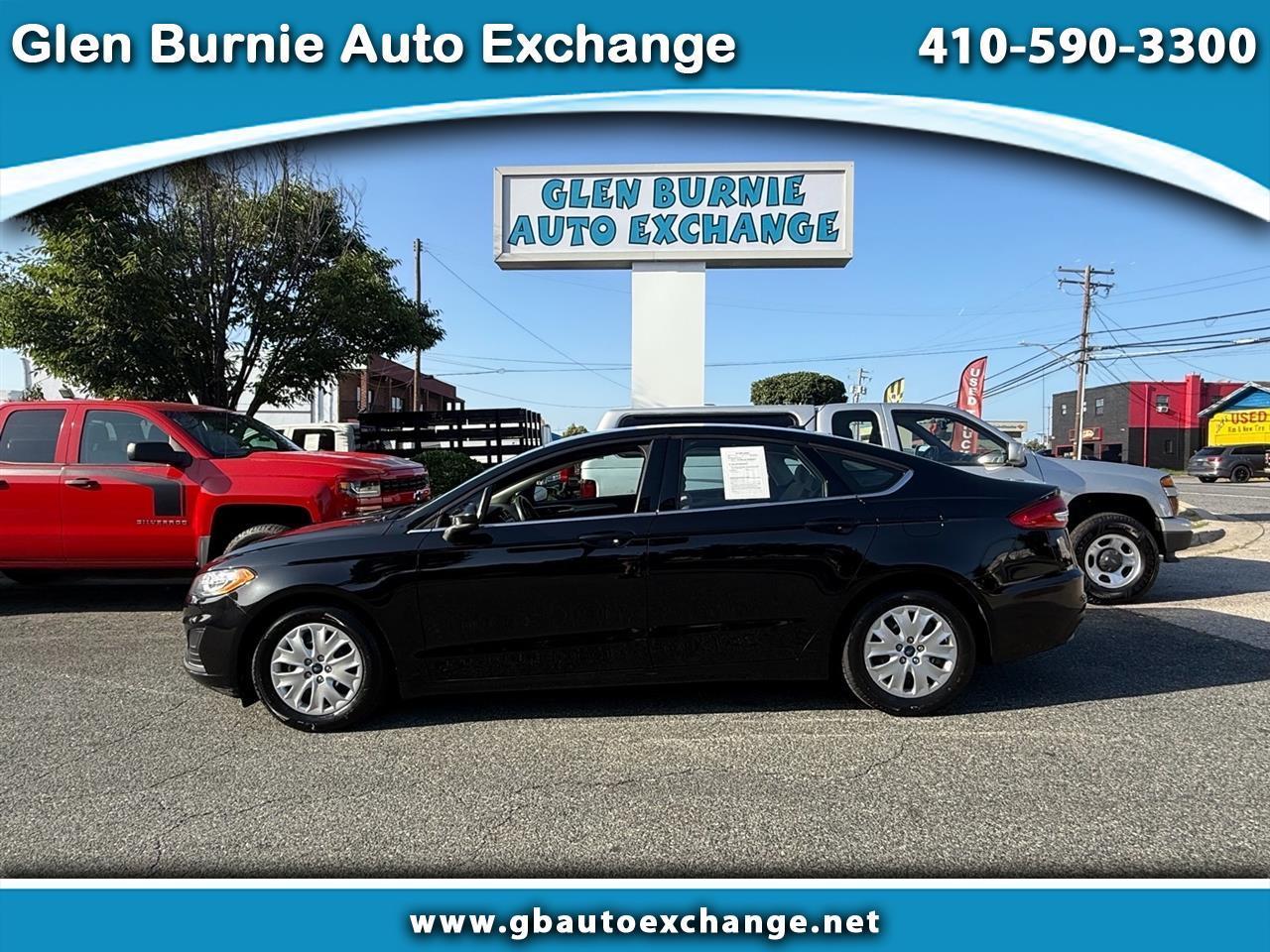 Ford Fusion S FWD 2019