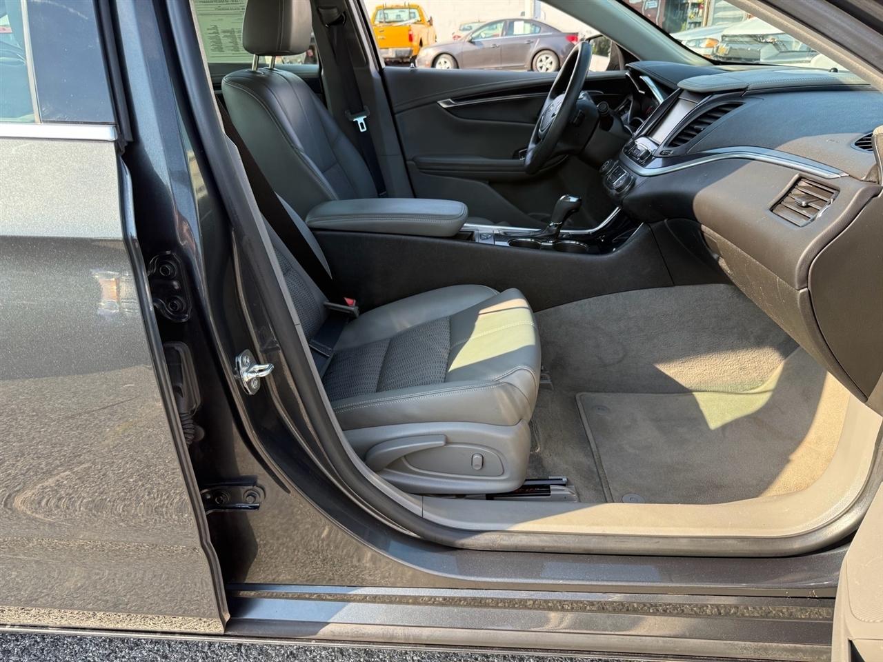 Chevrolet Impala 4dr Sdn LS w/1FL 2019
