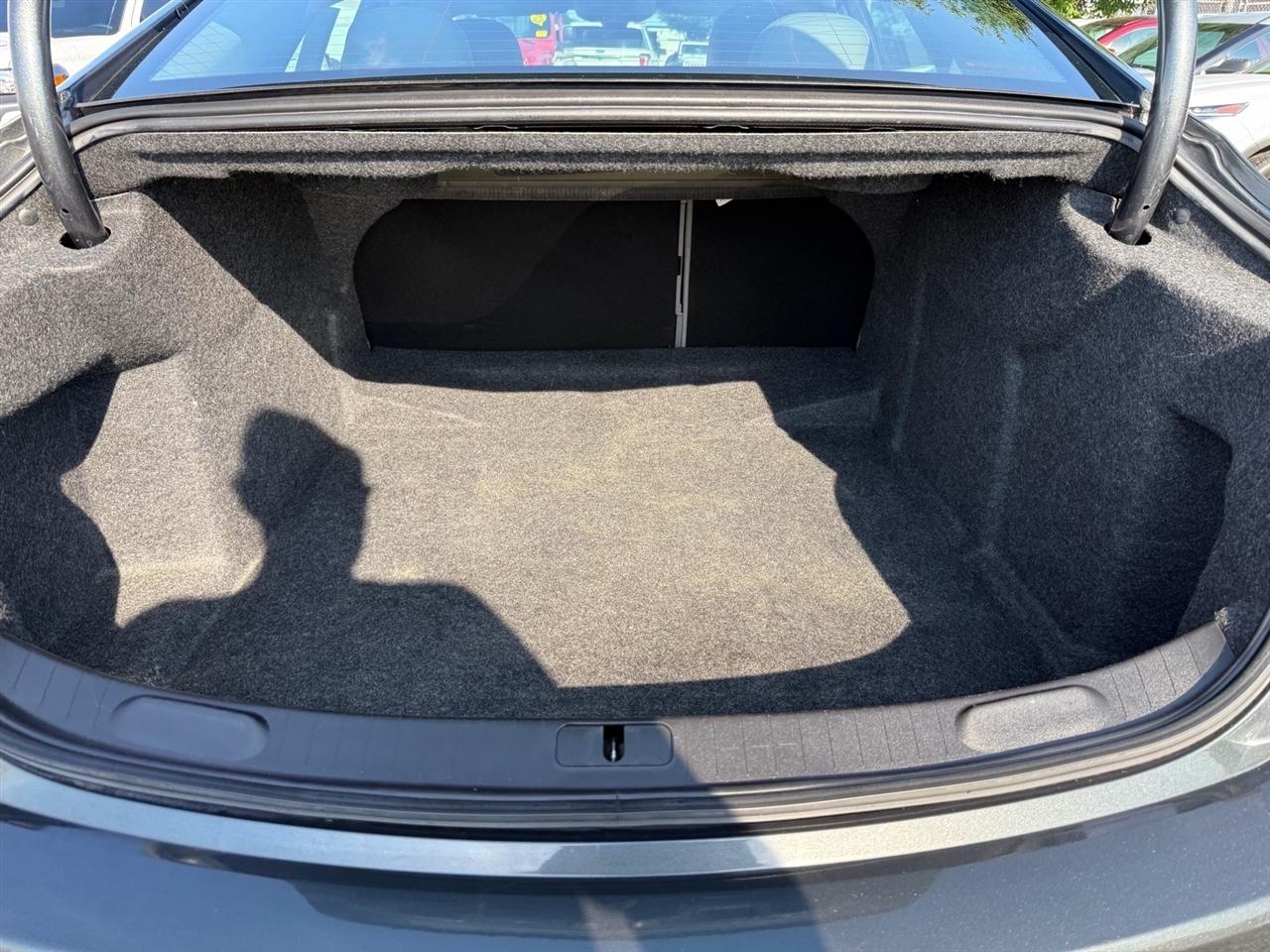 Chevrolet Impala 4dr Sdn LS w/1FL 2019