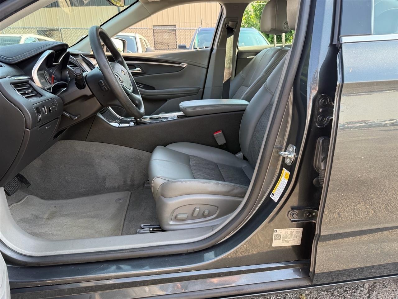 Chevrolet Impala 4dr Sdn LS w/1FL 2019