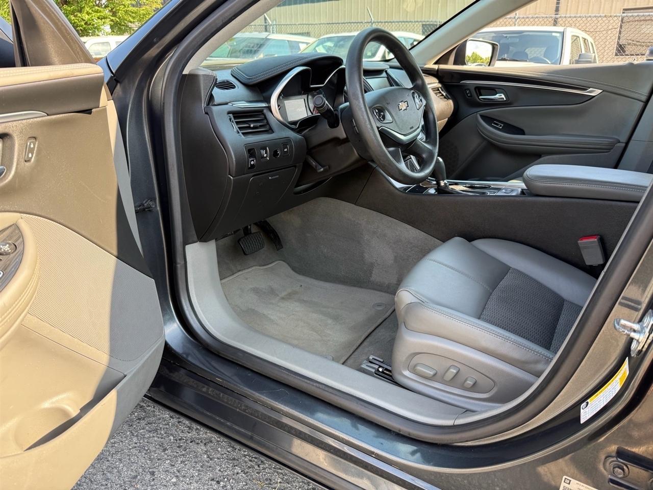 Chevrolet Impala 4dr Sdn LS w/1FL 2019