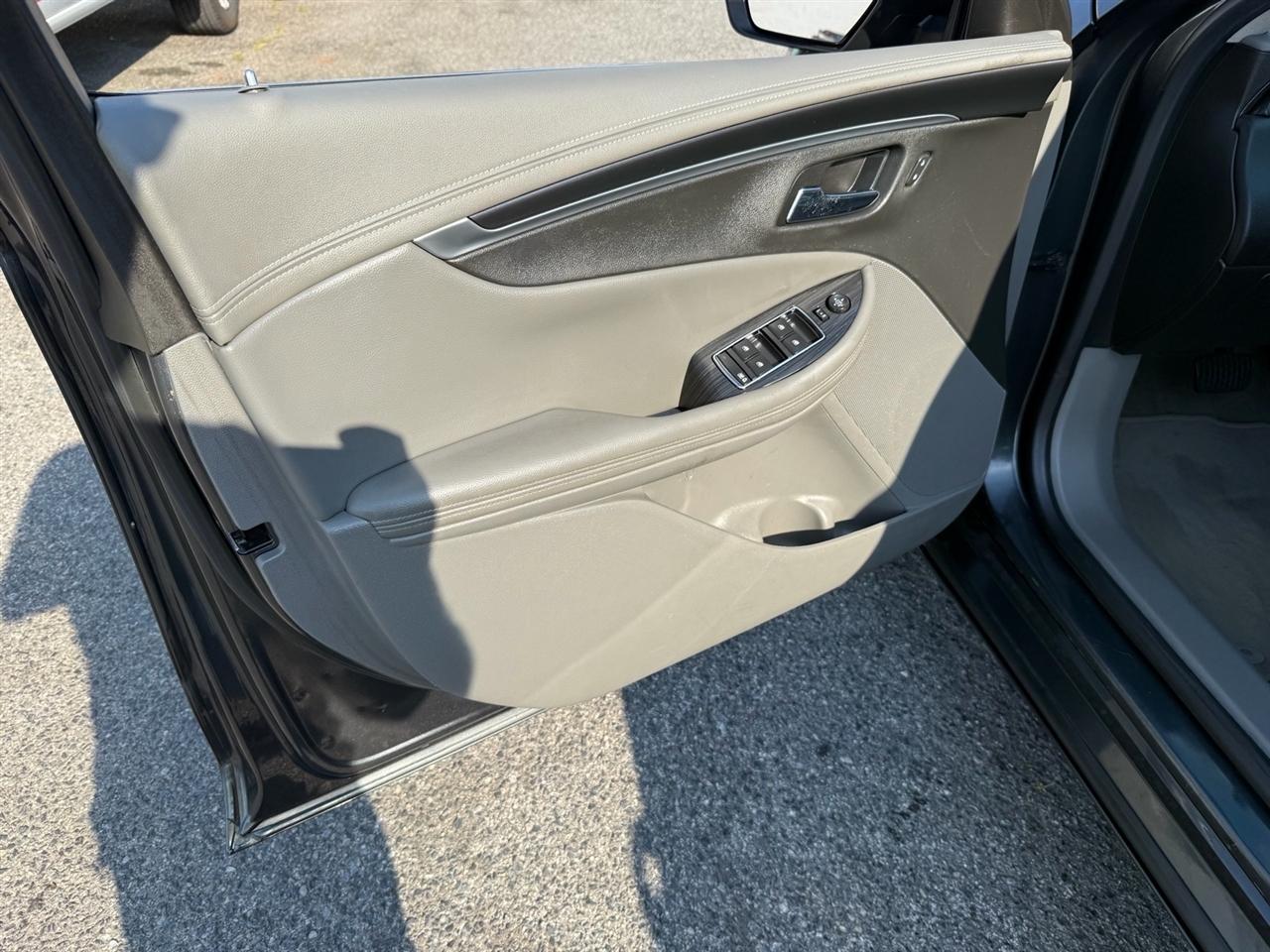 Chevrolet Impala 4dr Sdn LS w/1FL 2019