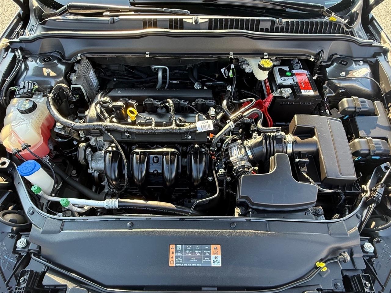 Ford Fusion S FWD 2017
