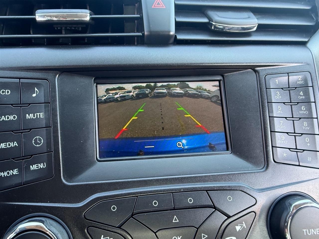 Ford Fusion S FWD 2017