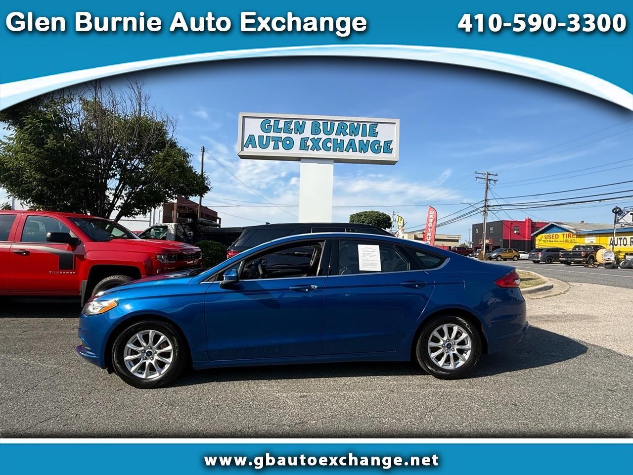 Ford Fusion S FWD 2017