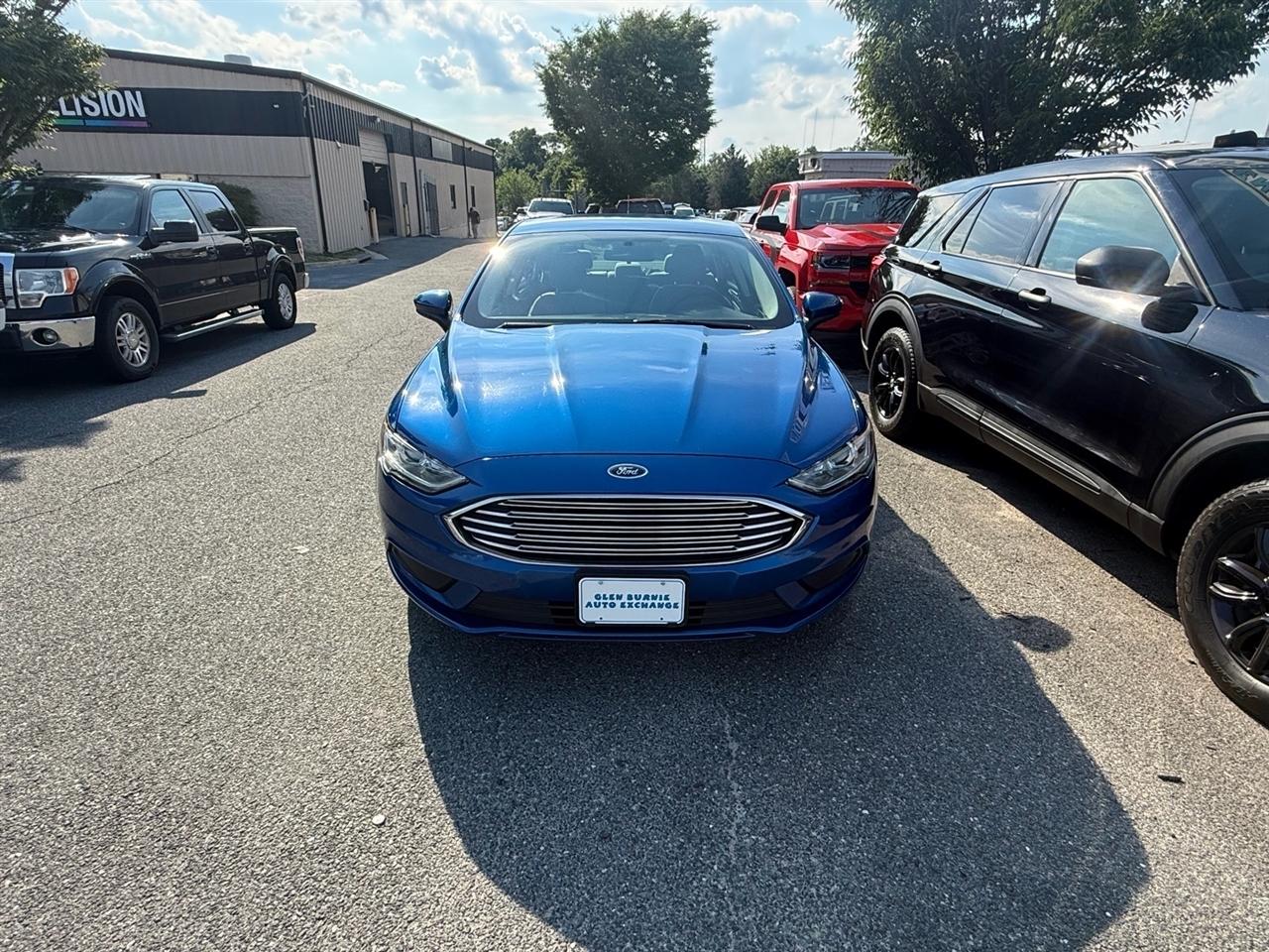 Ford Fusion S FWD 2017