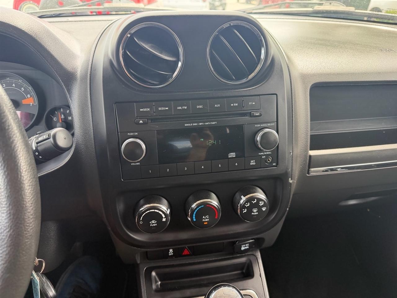 Jeep Patriot 4WD 4dr Sport 2014