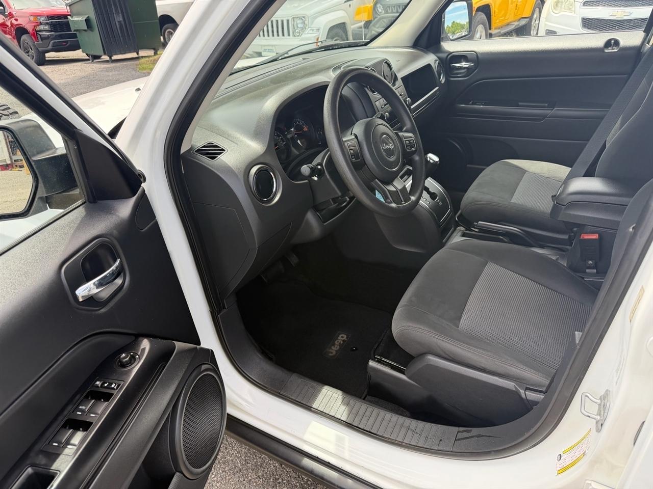 Jeep Patriot 4WD 4dr Sport 2014